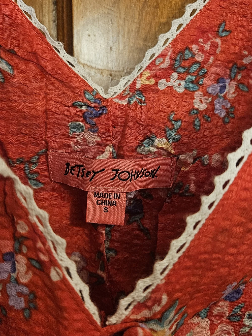 Betsey Johnson Red Floral V-Neck Mini Dress with Lace Trim - Picture 5 of 7